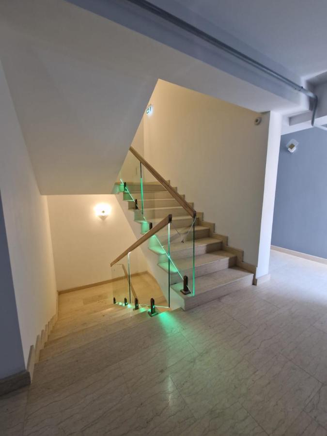 Apart Hotel Fusion Tower Iasi Luaran gambar