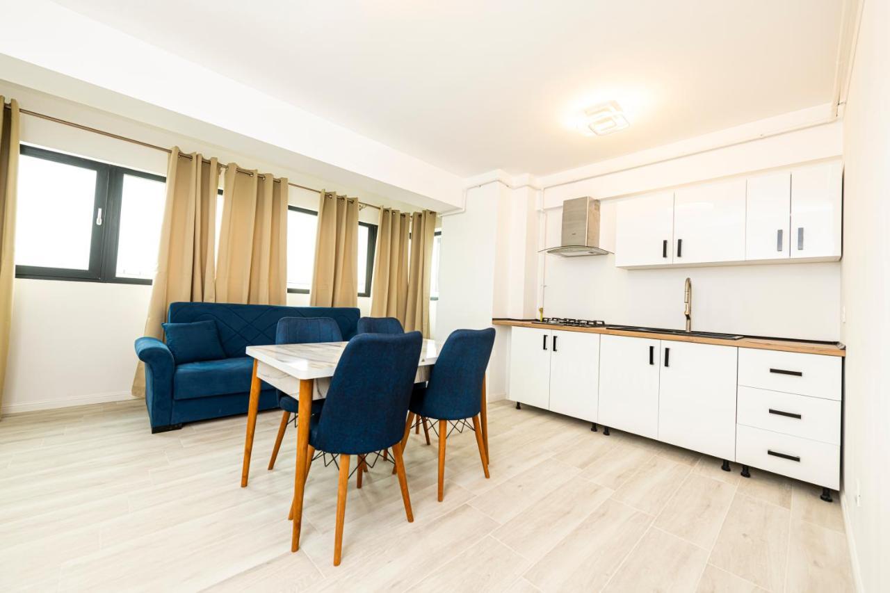Apart Hotel Fusion Tower Iasi Luaran gambar