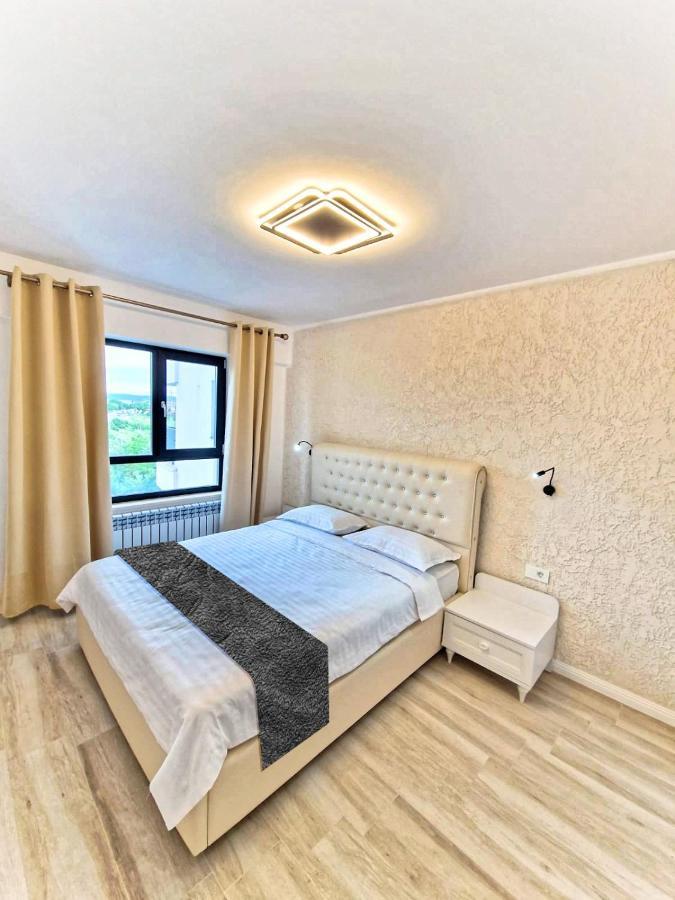 Apart Hotel Fusion Tower Iasi Luaran gambar